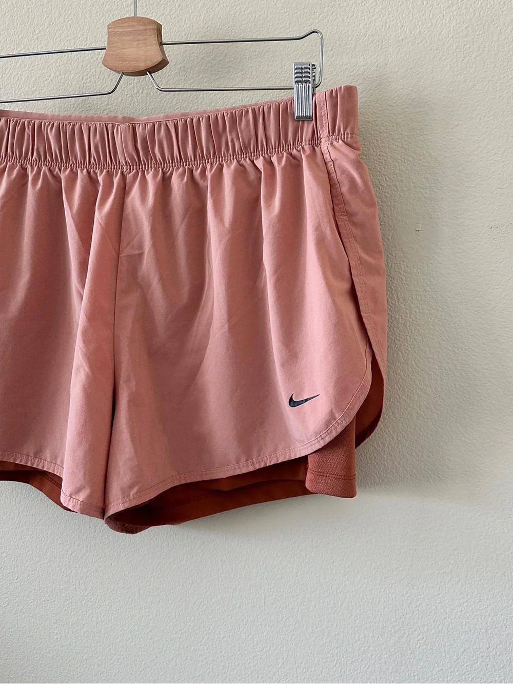 Nike Peach Dri-FIT 2-in1 Layered Athletic High-Rise Shorts Size XXL